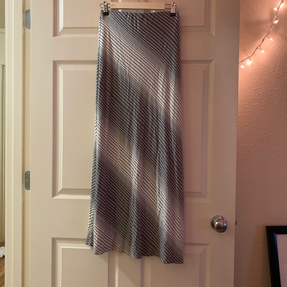 Max Studio skirt